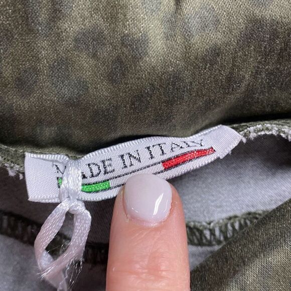 Three Hearts Army Green Leopard Ankle Pants One Size NEW - Picture 4 of 6